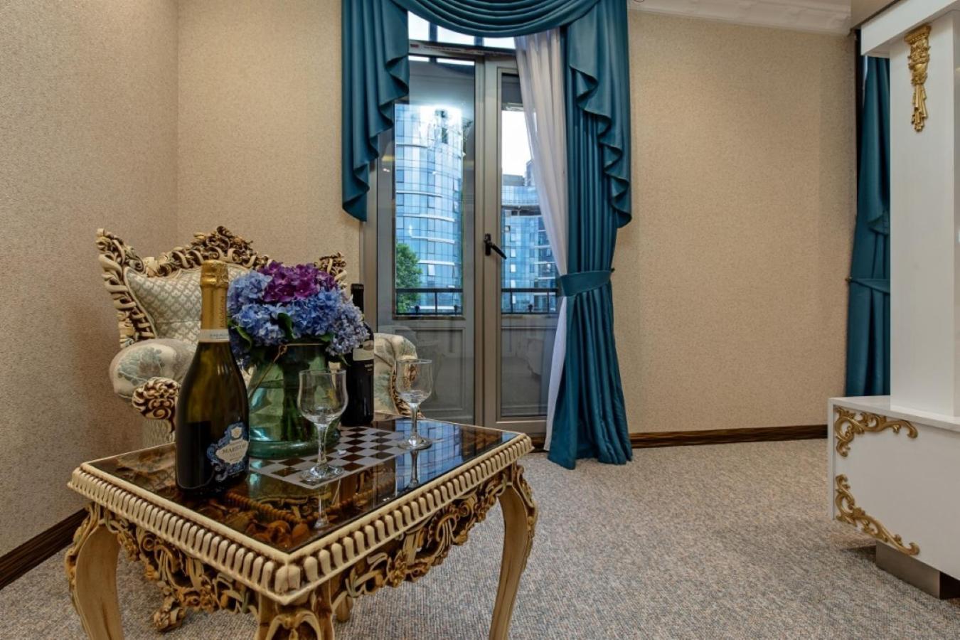 Hotel Aqua Freedom Tbilisi Luaran gambar