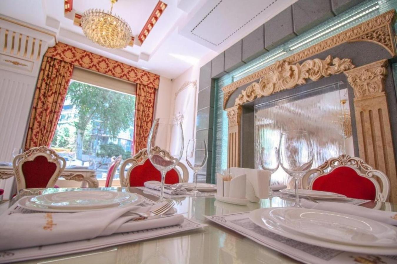 Hotel Aqua Freedom Tbilisi Luaran gambar